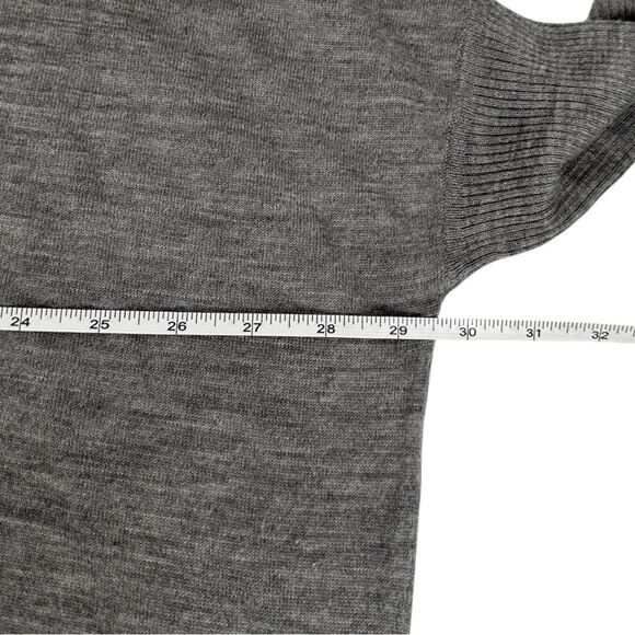 J. Crew Gray 100% Merino Wool Knit Crewneck Swing Sweater Women’s Size Small - Picture 6 of 7